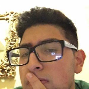 Meet your Posher, Gilbert